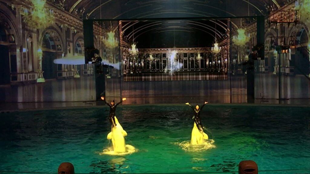 "大型LEDビジョンの新設でイルカのショーをフルリニューアル！日本最大級の水族館「八景島シーパラダイス」" はロックされています。 大型LED