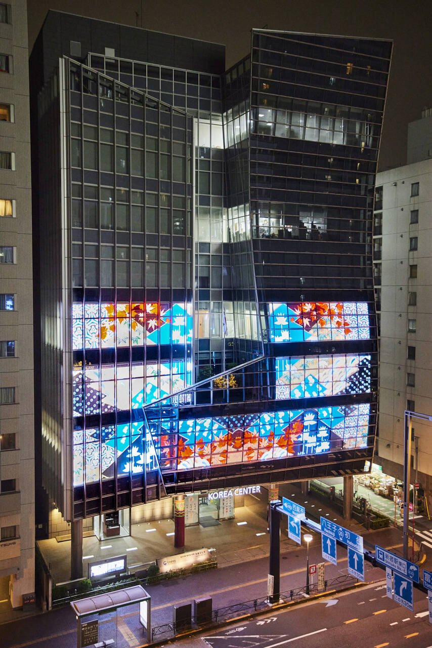 新宿区・四ツ谷にある駐日韓国文化院に大型LEDビジョンが登場！